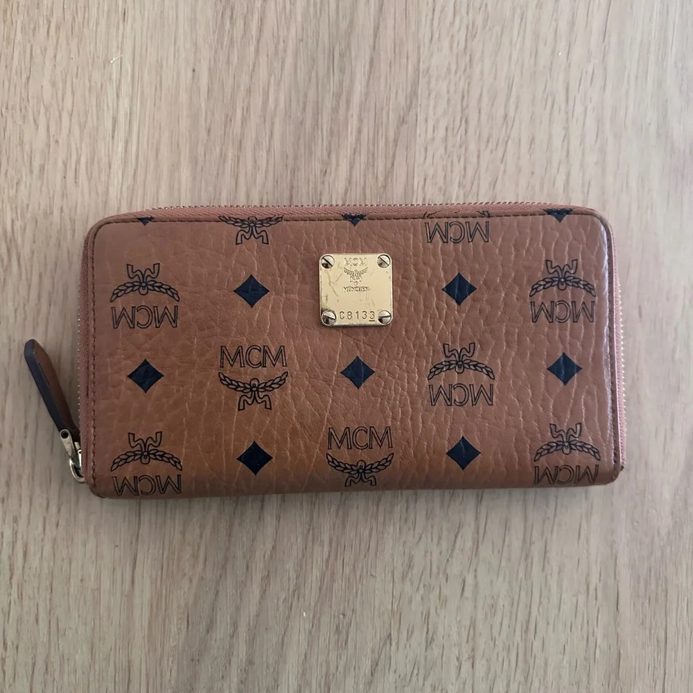 MCM Cognac Zipper Long wallet - Picture 1 of 14